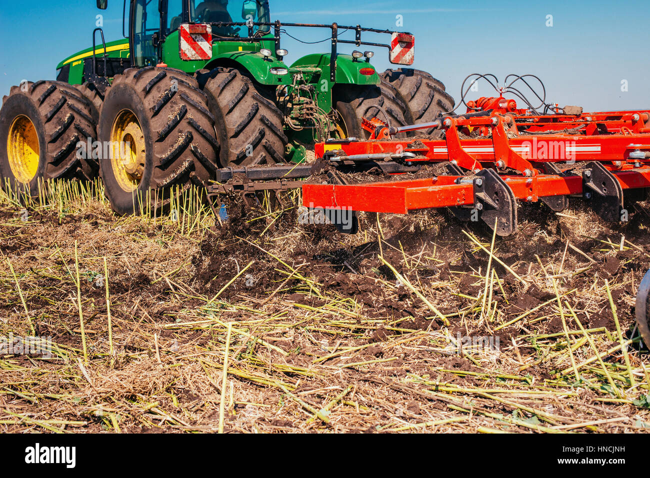 Chisel pour tracteur Banque de photographies et d’images à haute ...