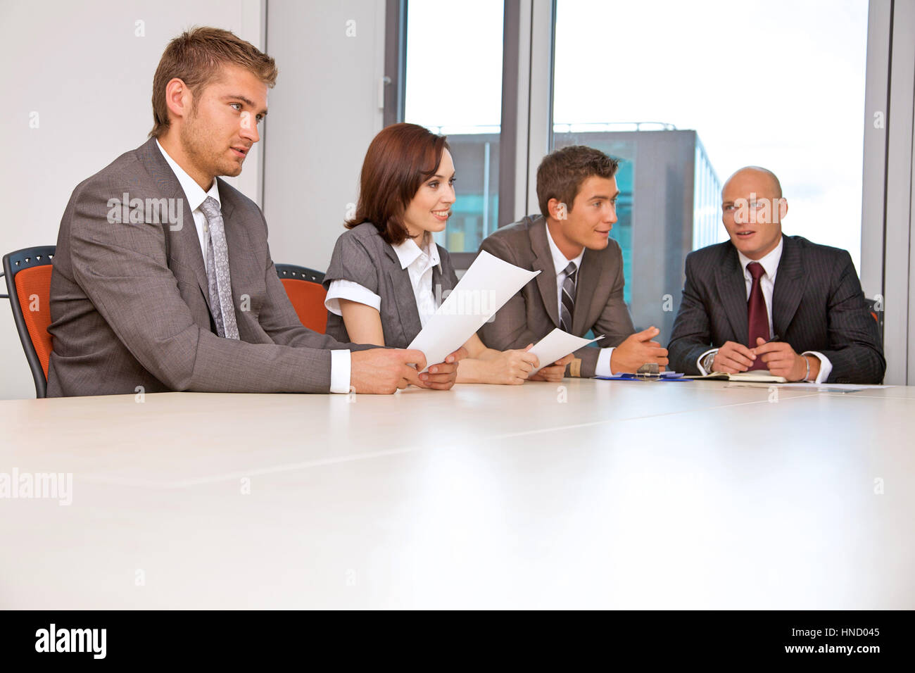 L'équipe business meeting in office Banque D'Images