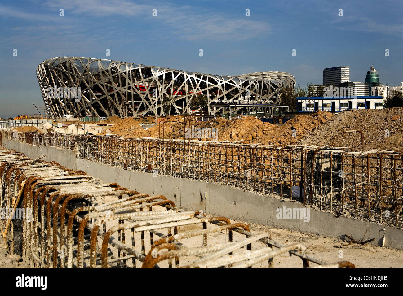En construction, Stade olympique national, par Herzog et De Meuron, en construction, Beijing, Chine Banque D'Images