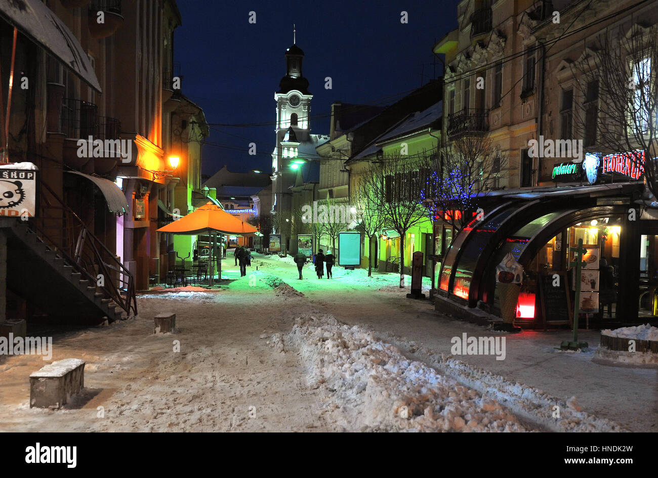 Ukraine Uzhgorod - Janvier 7, 2017 centre-ville de Winter Snow nuit ville Kiev Ukraine Banque D'Images