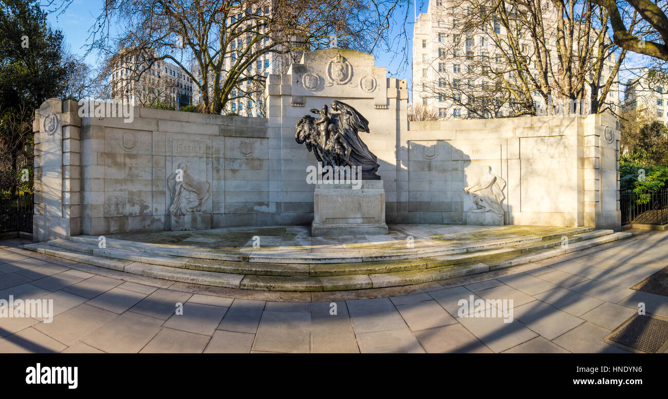 Anglo-Belgian Memorial, Victoria Embankment, London conçu par sir Reginald Blomfield, sculpture de Victor Rousseau Banque D'Images