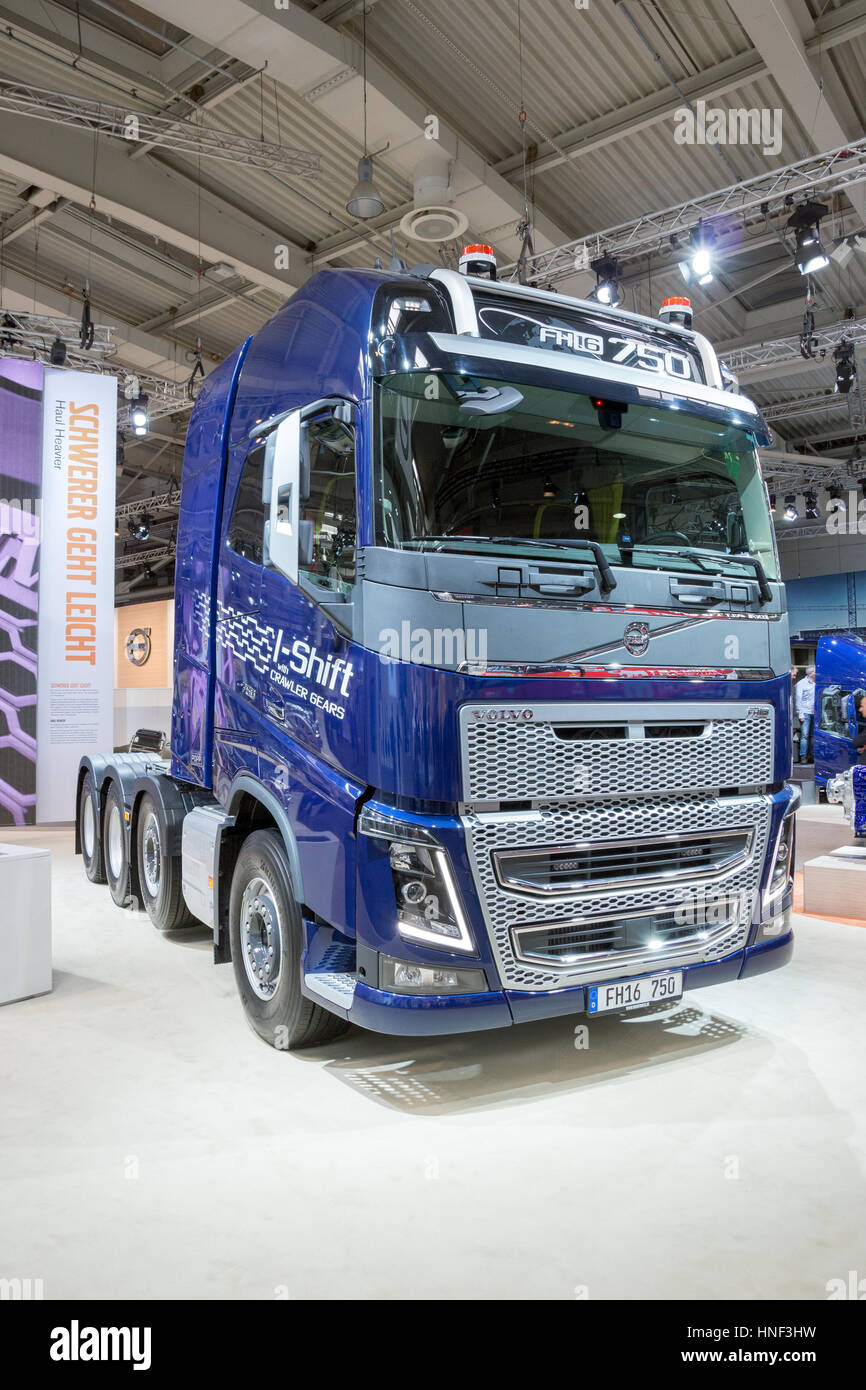 Hanovre, Allemagne - Sep 21, 2016 : Nouveaux Volvo FH16 I-Shift chariot sur l'affichage à l'International Motor Show pour les véhicules commerciaux. Banque D'Images