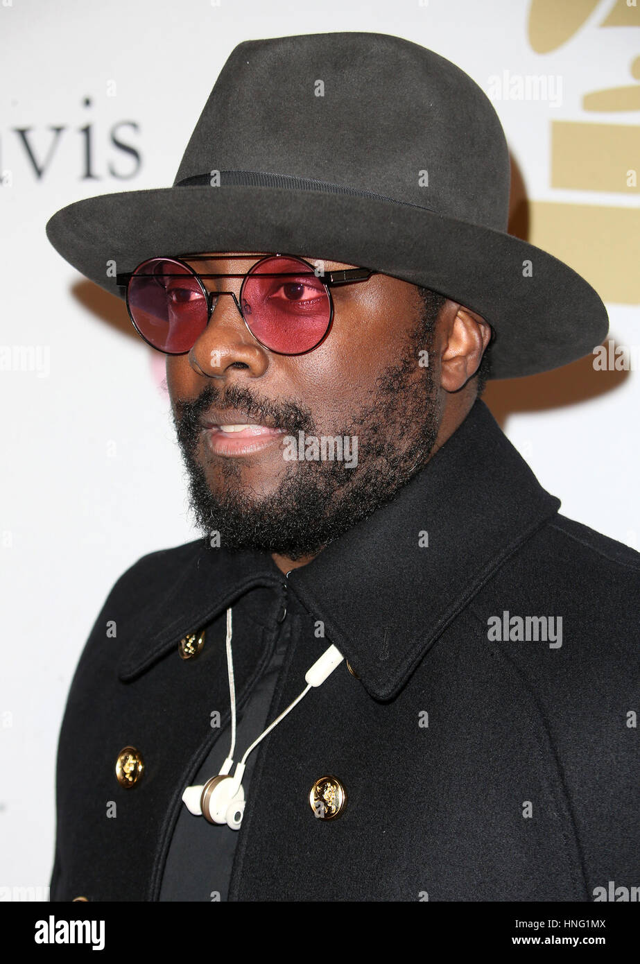 Los Angeles, CA. Feb 11, 2017. will.i.am, au gala des GRAMMY Hommage aux icônes de l'industrie et honorer Debra Lee, au Beverly Hilton Hotel en Californie le 11 février 2017. Banque D'Images