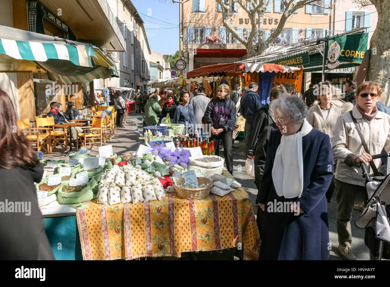 Marché hebdomadaire de VaisonlaRomaine, Vaucluse, ProvenceAlpesCôte