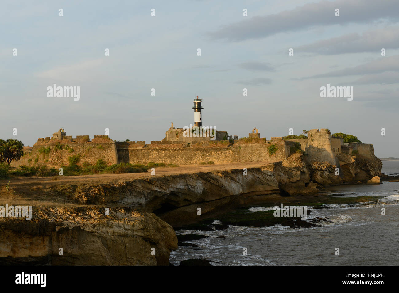 Vue générale sur le fort portugais dans la ville de Diu dans l'état du Gujarat en Inde Banque D'Images