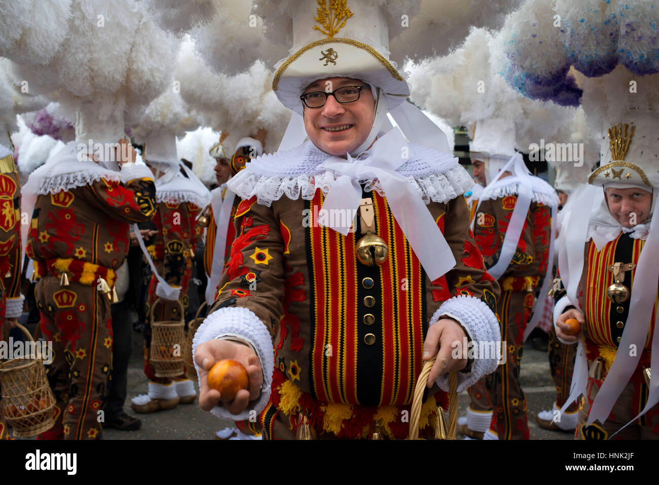 La Belgique, le carnaval de Binche. unesco world heritage festival parade. Belgique, commune française, province de Hainaut, village de Binche. l'carniva Banque D'Images