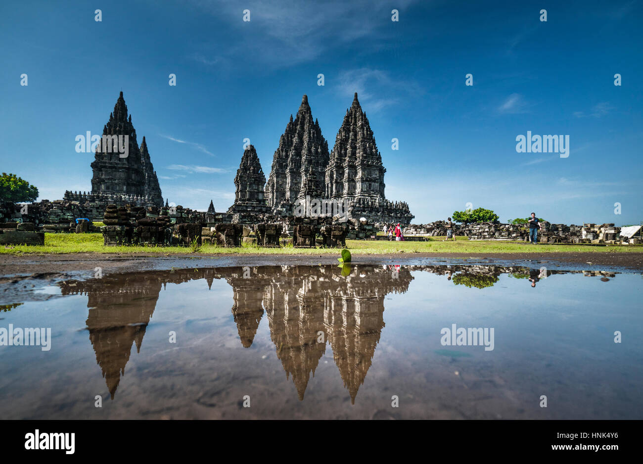 Temple de Prambanan près de Yogyakarta sur l'île de Java en Indonésie - Frais de voyage et d'architecture Banque D'Images