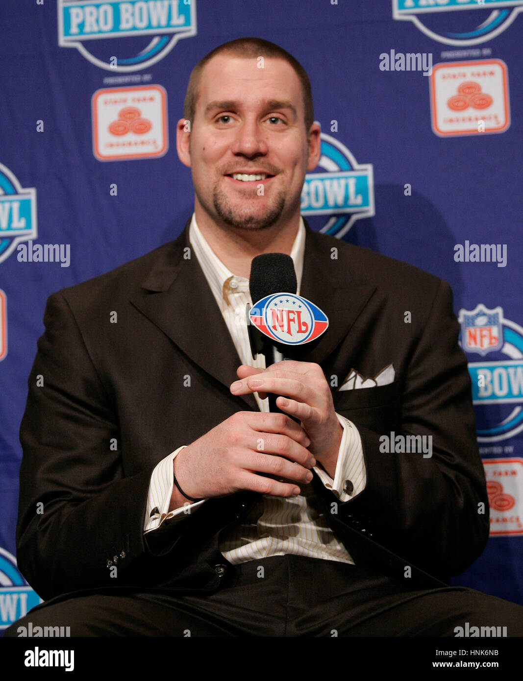 Pittsburgh Steelers quarterback Ben Roethlisberger répond à des questions au cours d'une conférence de presse Mercredi, 30 janvier 2008, à Phoenix. Photo par Francis Specker Banque D'Images