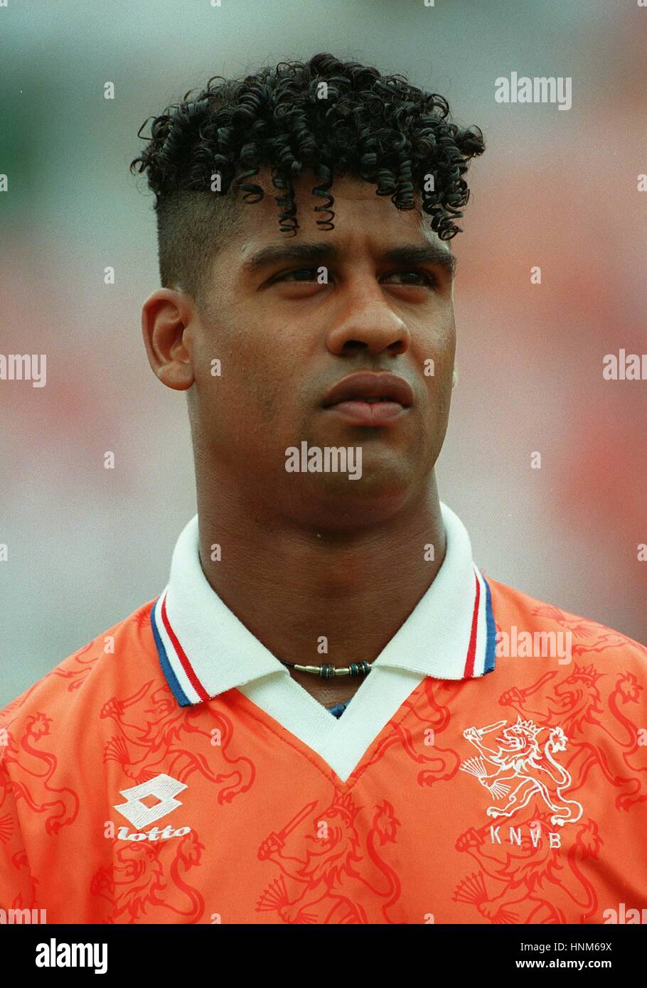 Frank rijkaard Banque de photographies et d’images à haute résolution ...