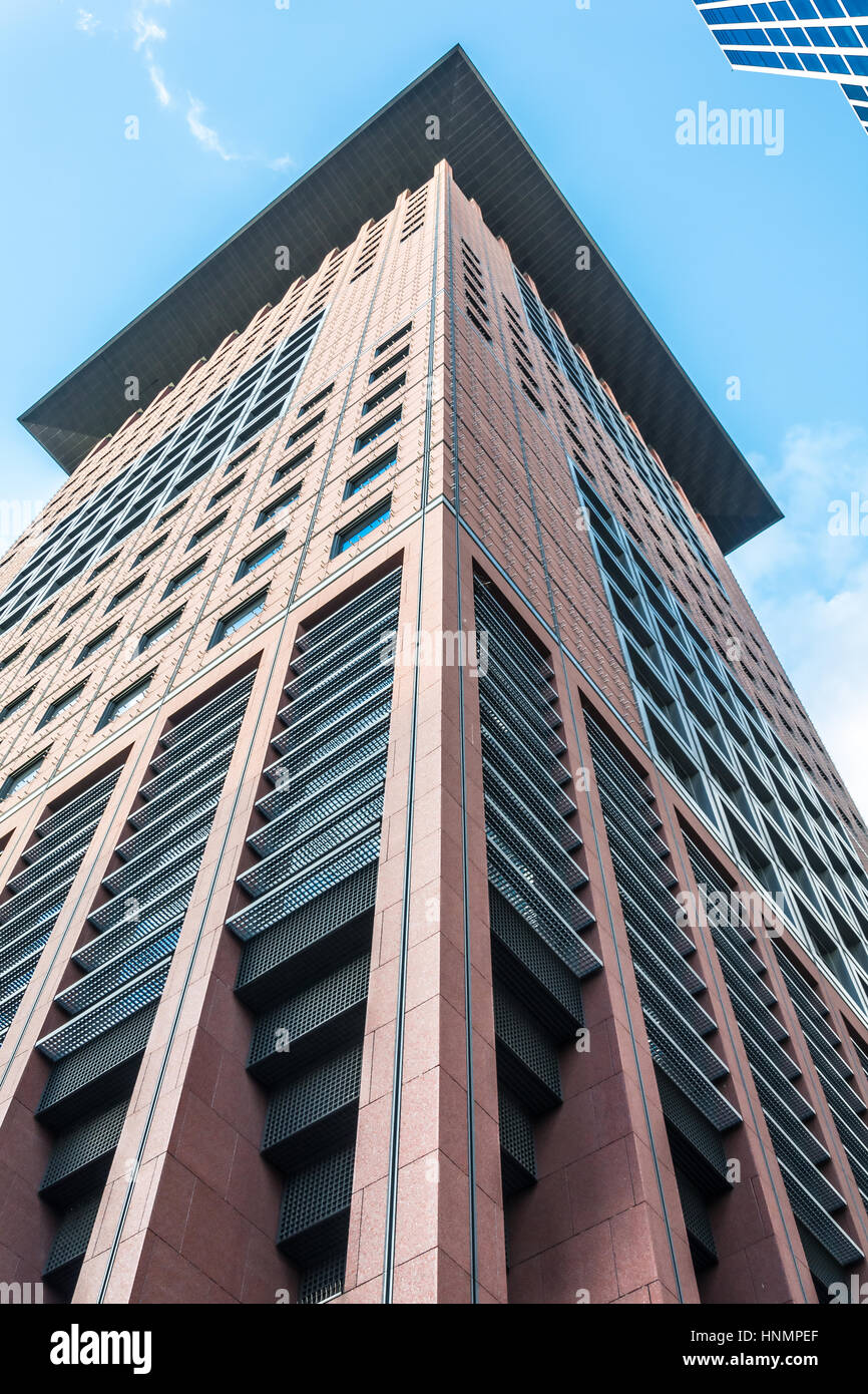 FRANKFURT AM MAIN, ALLEMAGNE - le 19 mai 2016 : Gratte-ciel de Francfort am Main. Frankfurt am Main est une dynamique et les institutions financières et commerciales avec la ville la plus imposante, en Allemagne. Banque D'Images