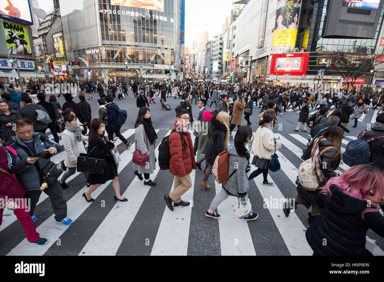 Tokyo , Japon. Croisement de Shibuya de jour Banque D'Images
