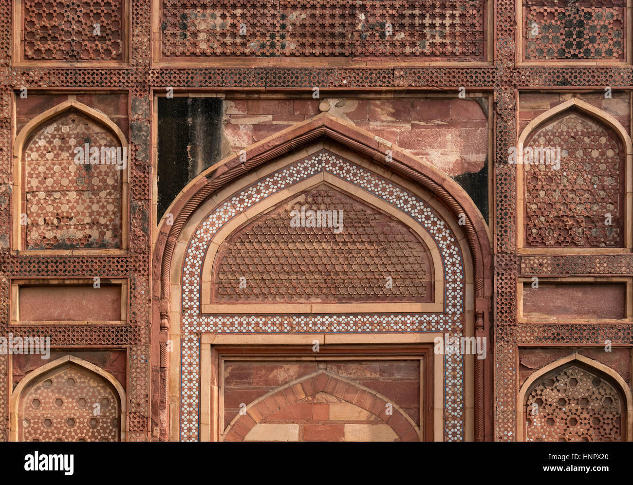 Close-up de dessins géométriques sur l'Amar Singh Gate, fort d'Agra, Inde Banque D'Images