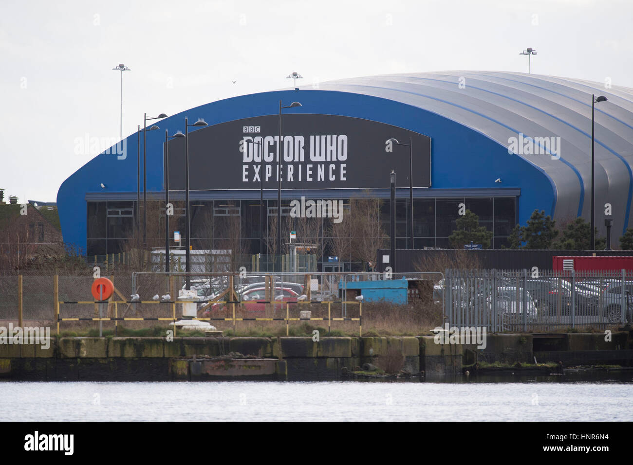 Une vue générale de la BBC Doctor Who Expérience dans la construction de la baie de Cardiff, Pays de Galles, Royaume-Uni. Banque D'Images