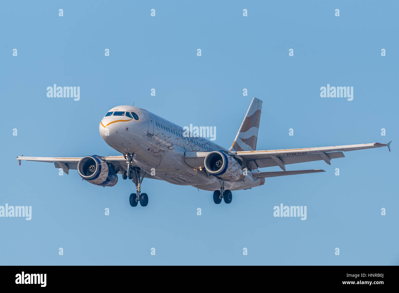 Avion ou avion de British Airways Airbus A319-100 l'aviation est une industrie concernant le transport de passagers par jour sur les avions de ligne. Banque D'Images