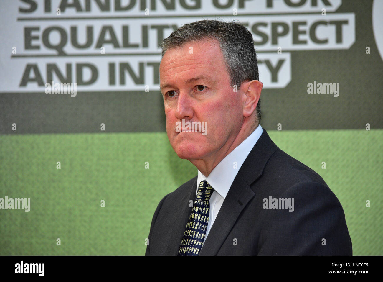 Armagh City, au Royaume-Uni. 15 février 2017. Le Sinn Féin Conor Murphy au cours de la 2017 Lancement du manifeste à Armagh City avant les élections de mars. Credit : Mark Winter/Alamy Live News Banque D'Images