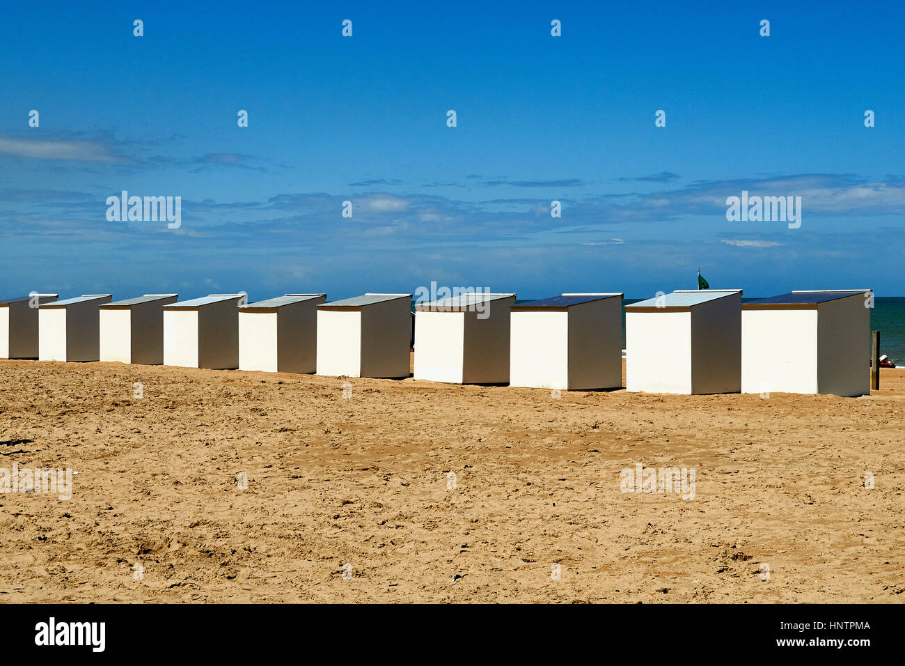 Cabines de plage au Northsea, De Panne, Belgique Banque D'Images