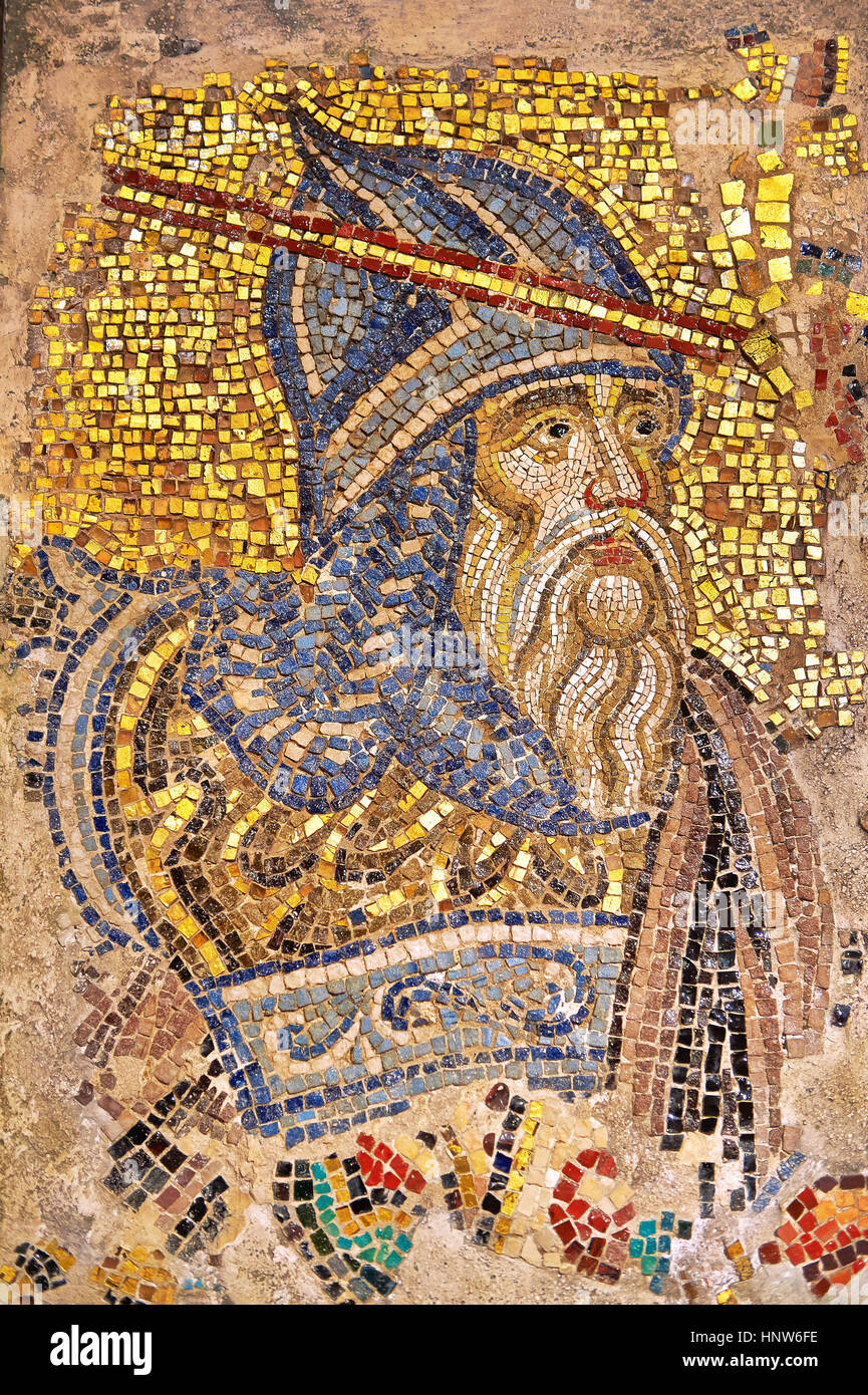 Mosaïque de tuer des enfants soldats du 14ème siècle ' Massacre des Innocents' dans le mur est de l'ante baptistère. Basilique San Marco Banque D'Images