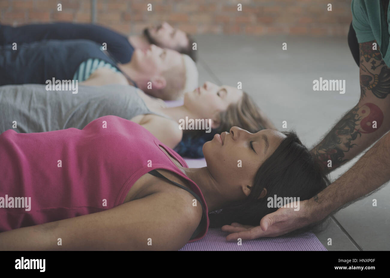 Exercice pratique de yoga Class Concept Banque D'Images