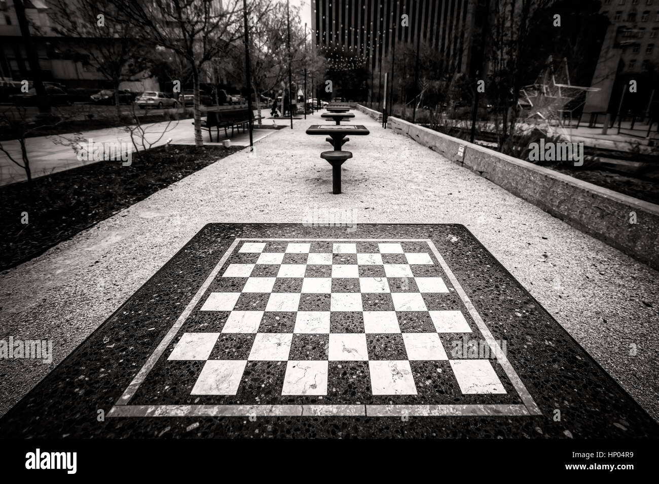 ​​Checker tables à San Jacinto Plaza à El Paso, au Texas. Banque D'Images
