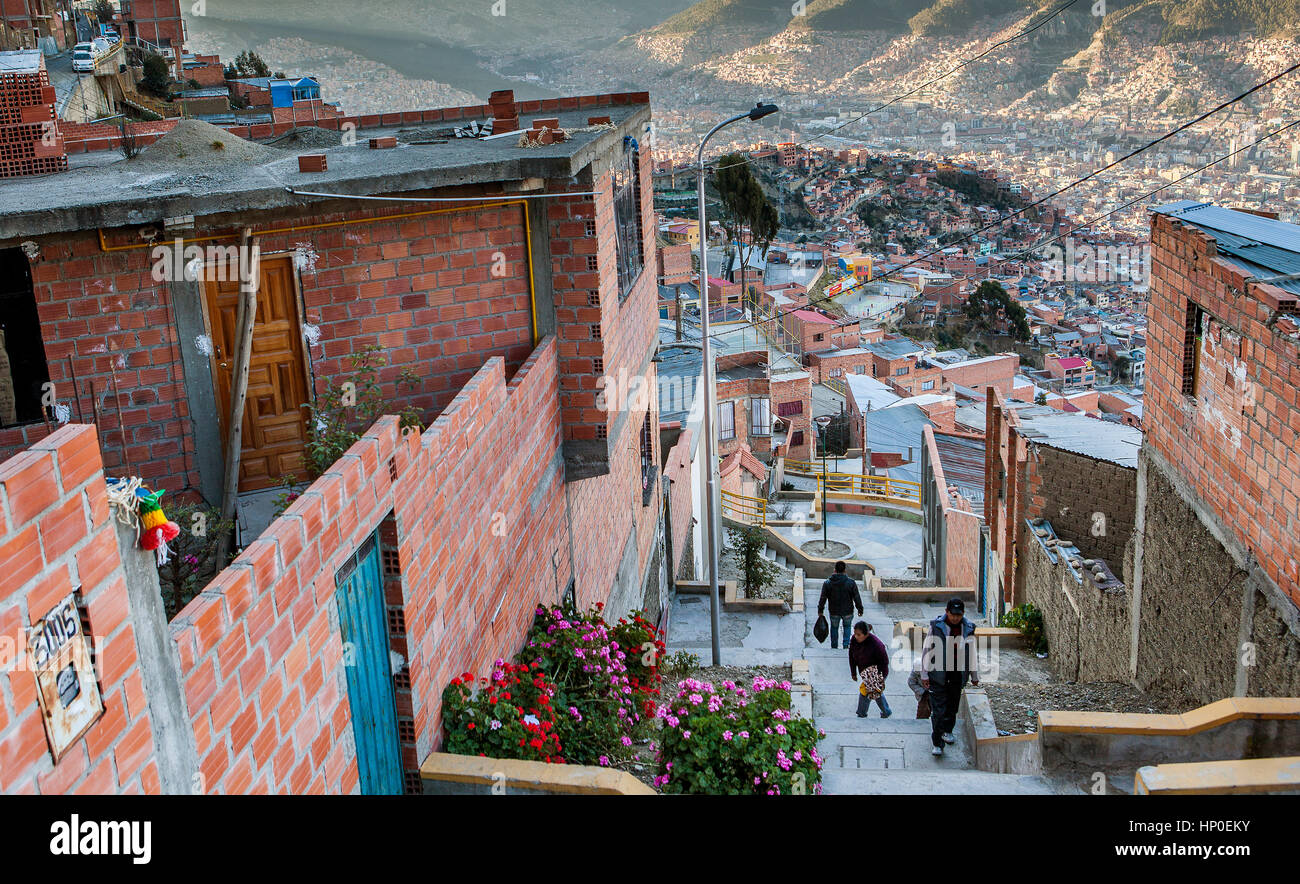 El Alto, en arrière-plan une vue panoramique de La Paz et de Los Andes, La Paz, Bolivie Banque D'Images