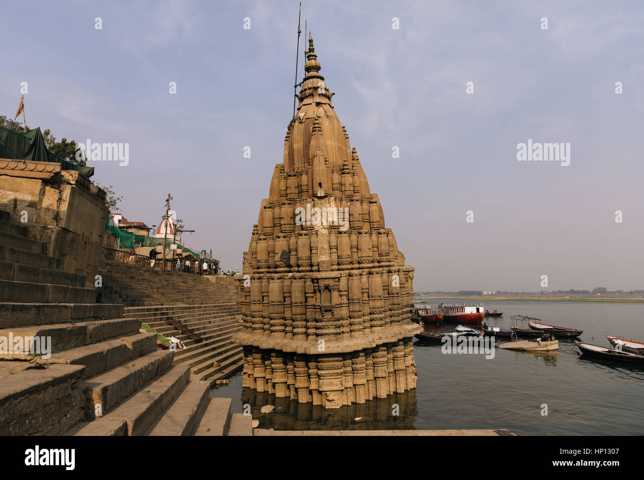 03/02/2017. Varanasi, Inde. Les Ghats qui courent dans le Gange à Varanasi, une des villes les plus saintes de l'Inde. Crédit Photo : Rob Pinney Banque D'Images