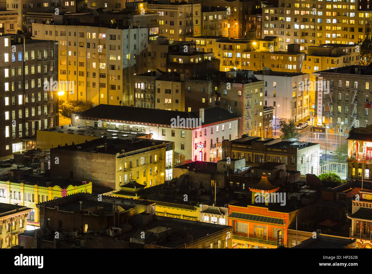 San Francisco, Californie, USA - 13 janvier 2013 : Editorial vew de San Francisco's Chinatown quartier touristique de nuit. Banque D'Images