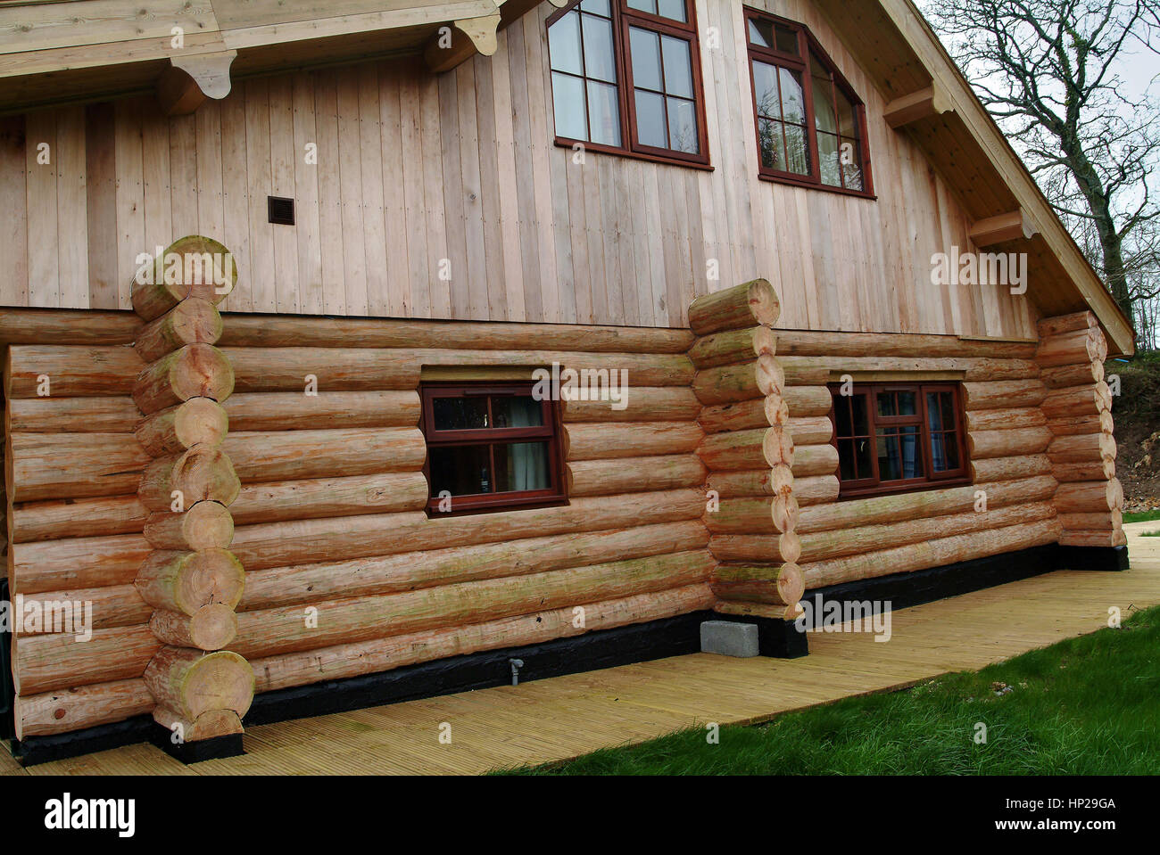 Une maison en bois rond près de Taunton, Somerset, UK Banque D'Images