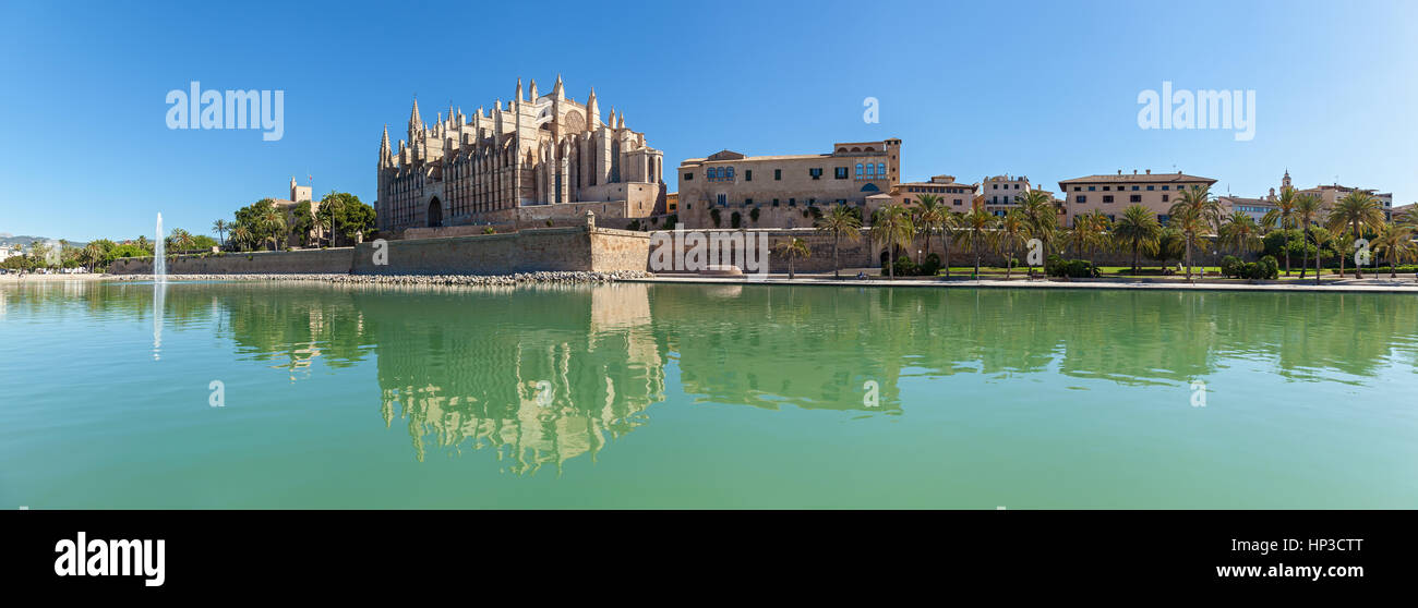 Santa Maria Panorama de la cathédrale de Palma. Vue panoramique de la Seu Cathedral à Palma de Mallorca, Espagne. Banque D'Images Santa Maria Panorama de la cathédrale de Palma. Vue panoramique de la Seu Cathedral à Palma de Mallorca, Espagne. Banque D'Images