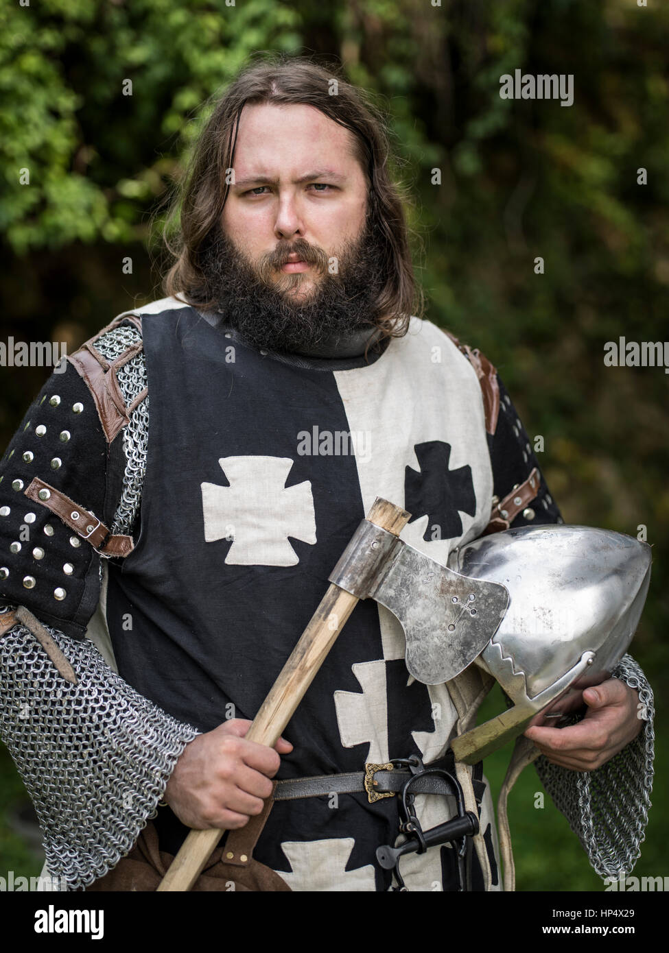 Chevalier en armure médiévale Banque D'Images