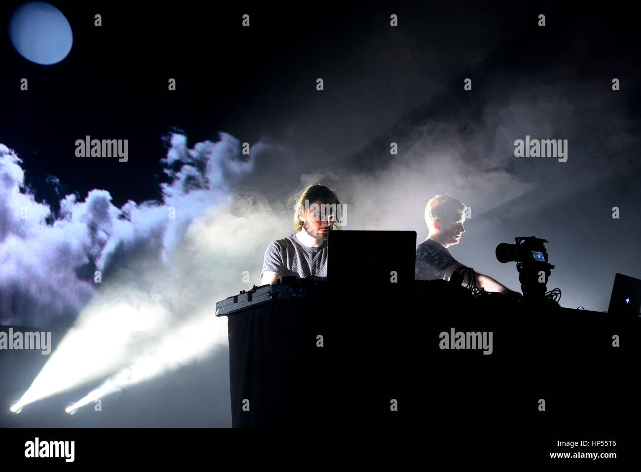 Barcelone - 19 juin : Kiasmos (minimal techno expérimentale et duo) en concert au festival Sonar le 19 juin 2015 à Barcelone, Espagne. Banque D'Images