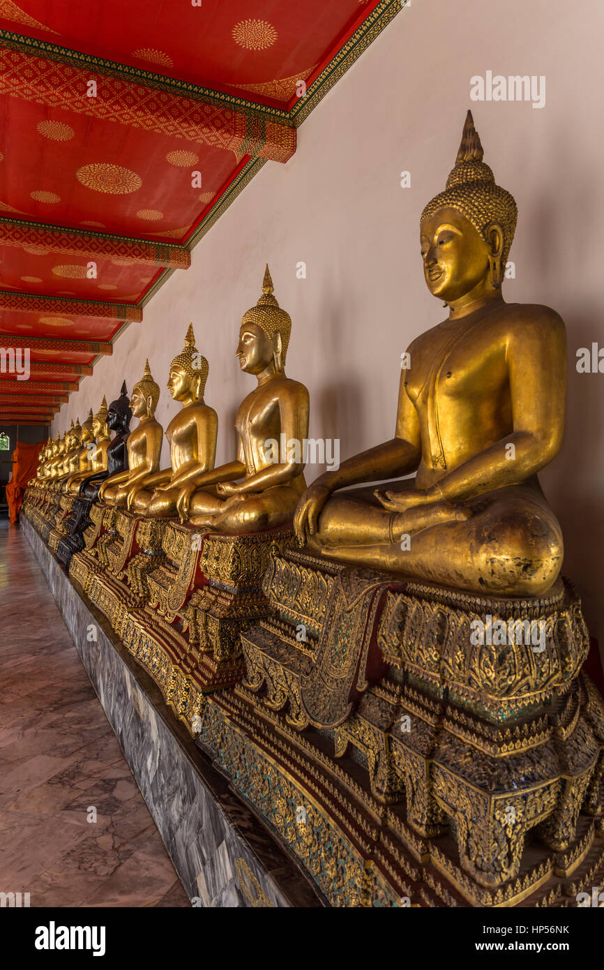 Temple bouddhiste du Bouddha inclinable (Wat Pho) à Bangkok, Thaïlande Banque D'Images