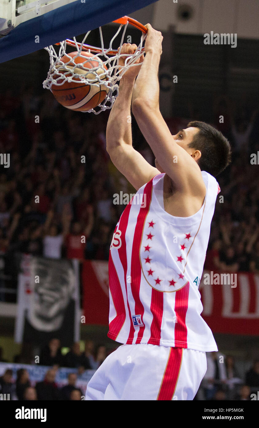 Nis, Serbie. 18 Février 2017 : Milko Bjelica de stade Crvena Zvezda Belgrade MTS en action pendant la demi-finale de la coupe 2016/2017 Radivoj Korac match entre le stade Crvena Zvezda Belgrade MTS et FMP Belgrade à Cair Hall le 18 février 2017 à Nis, Serbie. © Nikola Krstic/Alamy Live News Banque D'Images