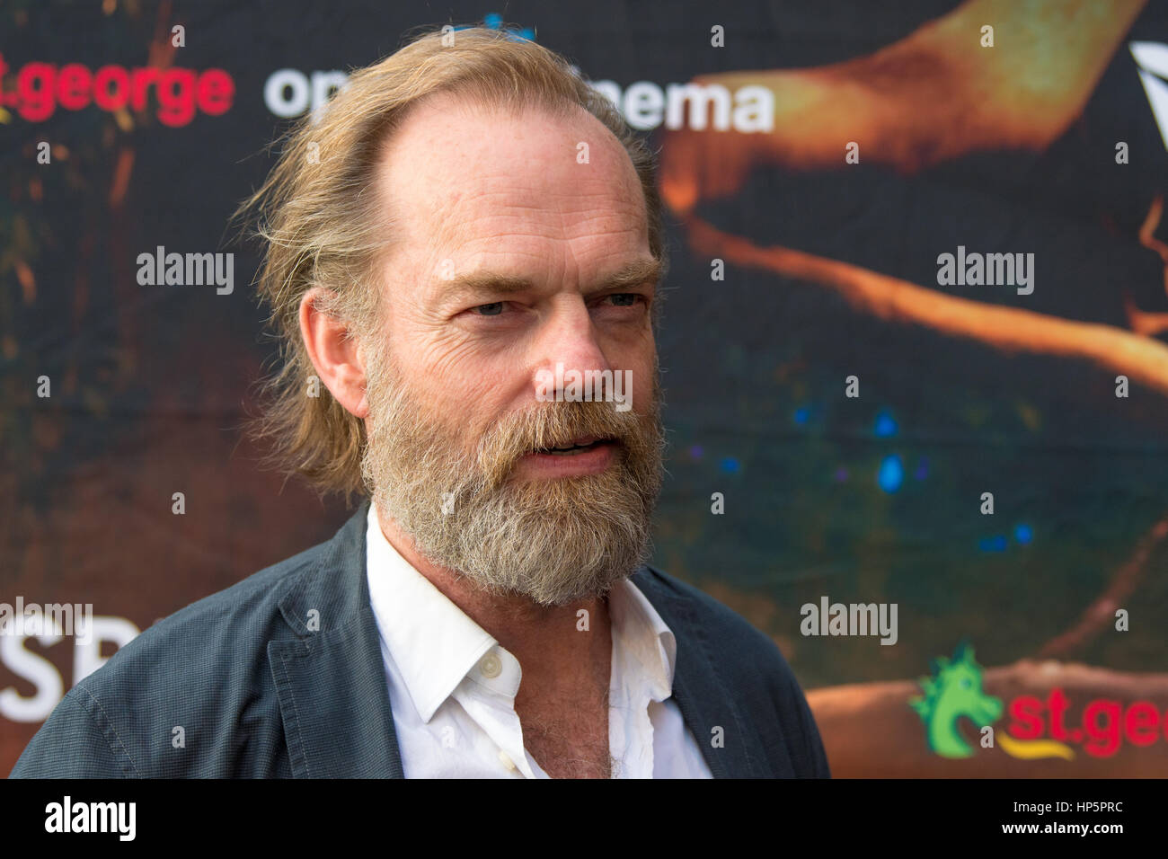 Sydney, Australie - 19 Février 2017 : des stars et acteurs arrivent à la Jasper Jones première du film qui a eu lieu à la Saint George cinéma en plein air à Sydney, Australie. Sur la photo, Hugo Weaving. Credit : mjmediabox / Alamy Live News Banque D'Images
