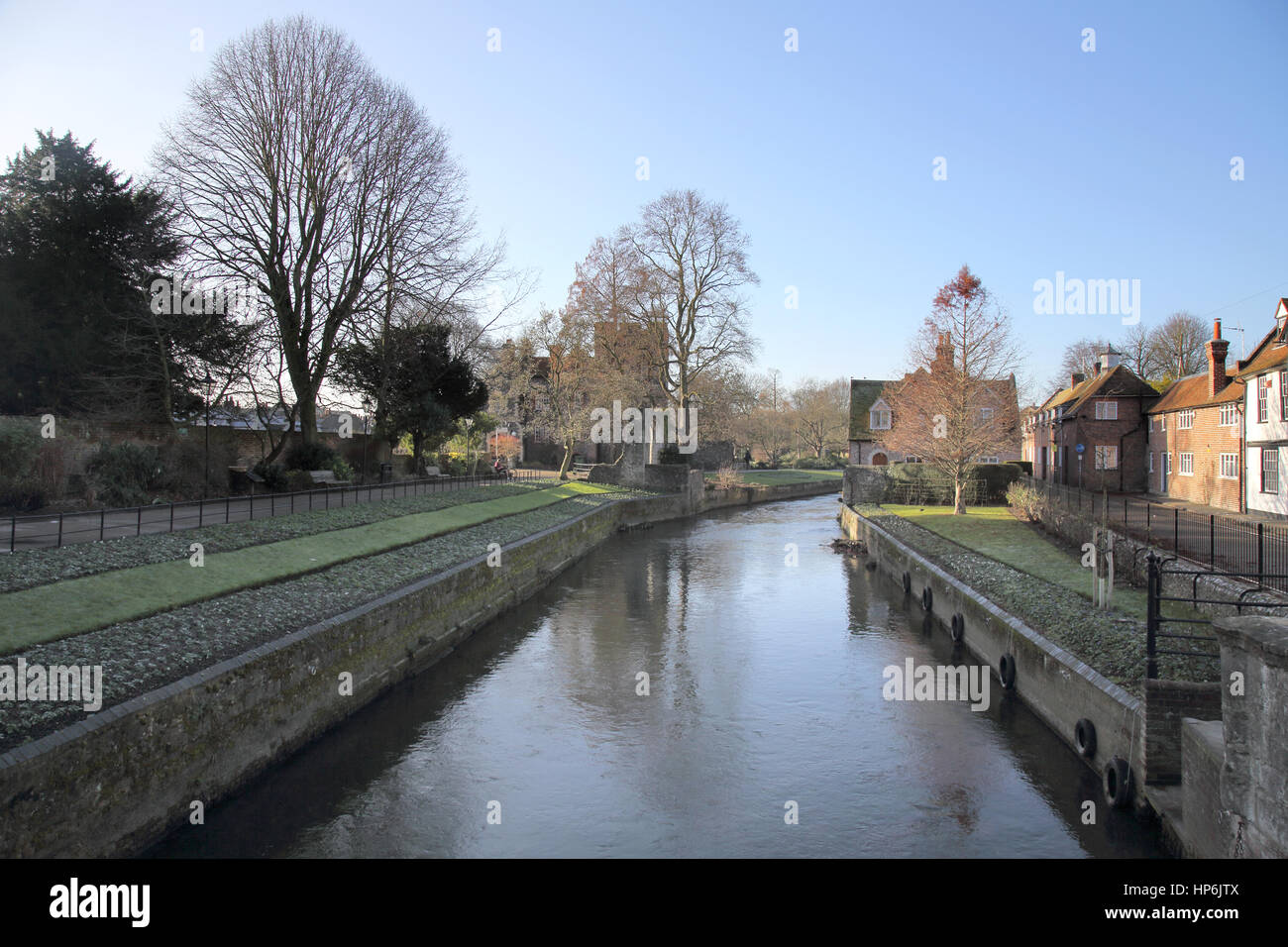 La rivière stour qui coule à travers la vieille ville de Canterbury Kent Banque D'Images