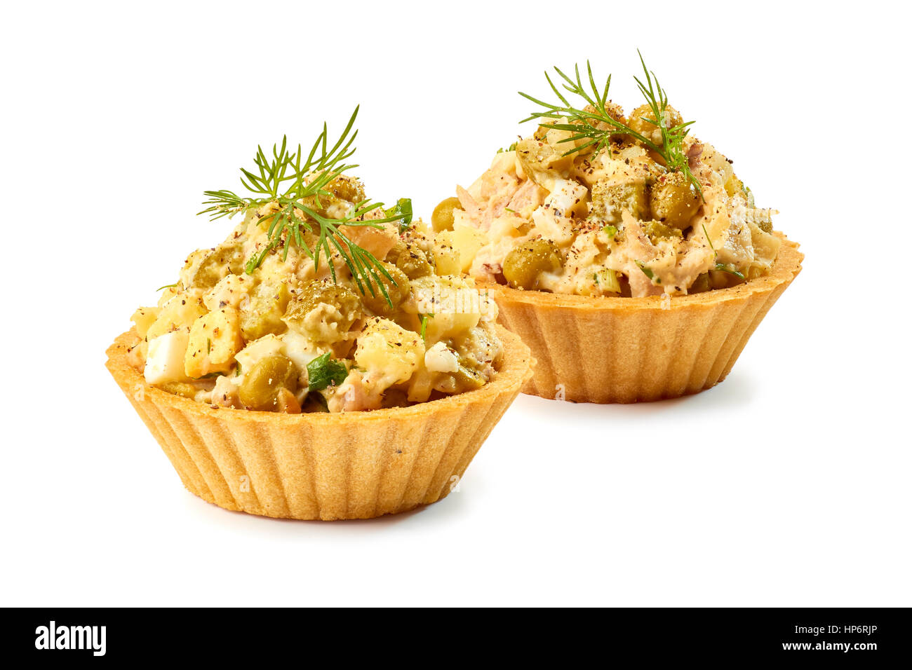 Deux tartelettes avec salade de jambon blanc sur Banque D'Images