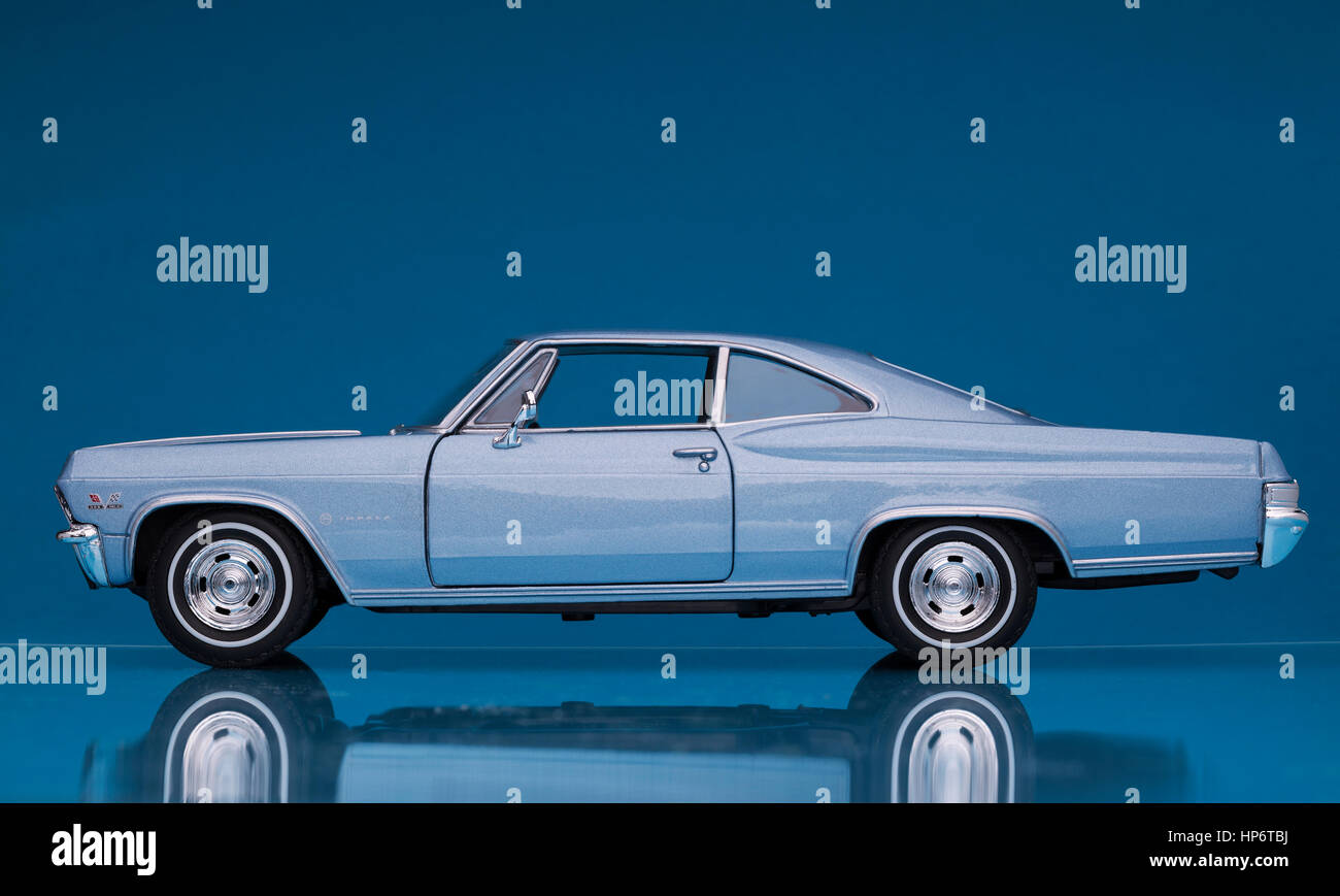 1965 Chevrolet Impala SS 396 Welly diecast model car. Banque D'Images