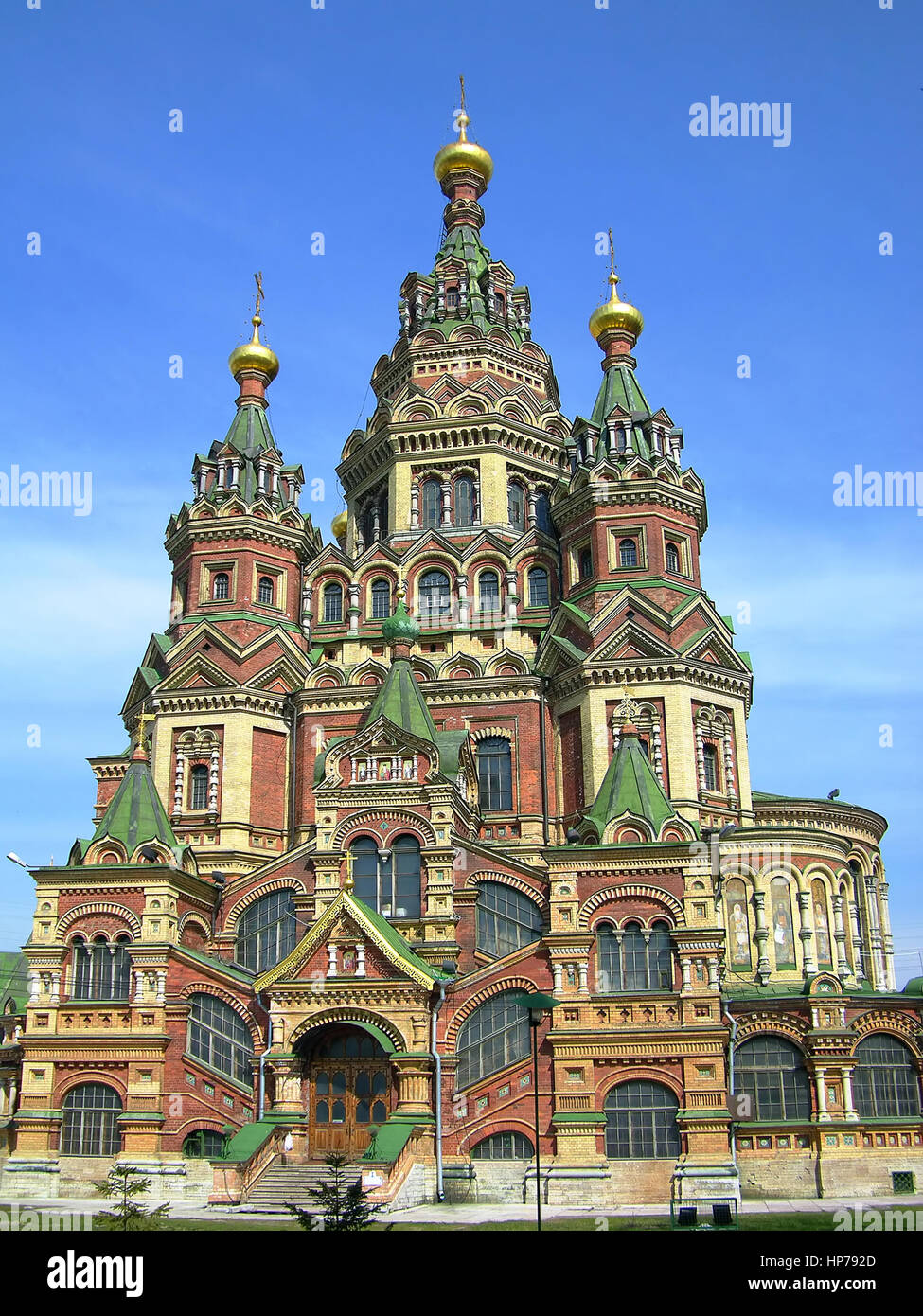 Cathédrale de Pierre et Paul, Peterhof, Russie Banque D'Images