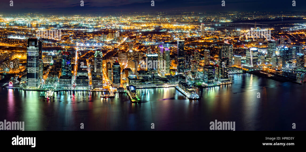 Jersey City panorama aérien par nuit Banque D'Images