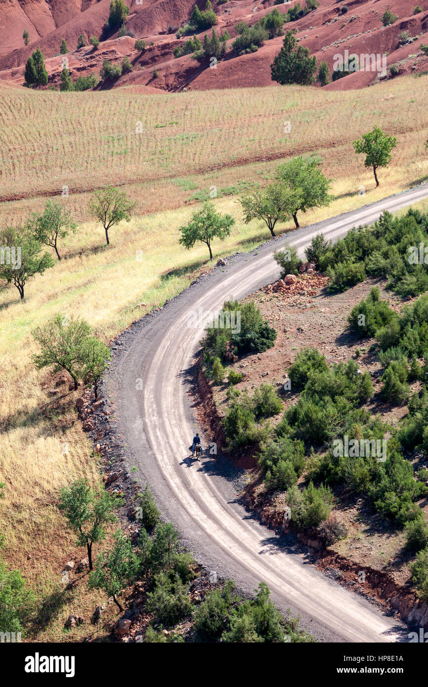 Le Maroc. Vue panoramique dans le Moyen Atlas, près de Taroudant. Banque D'Images