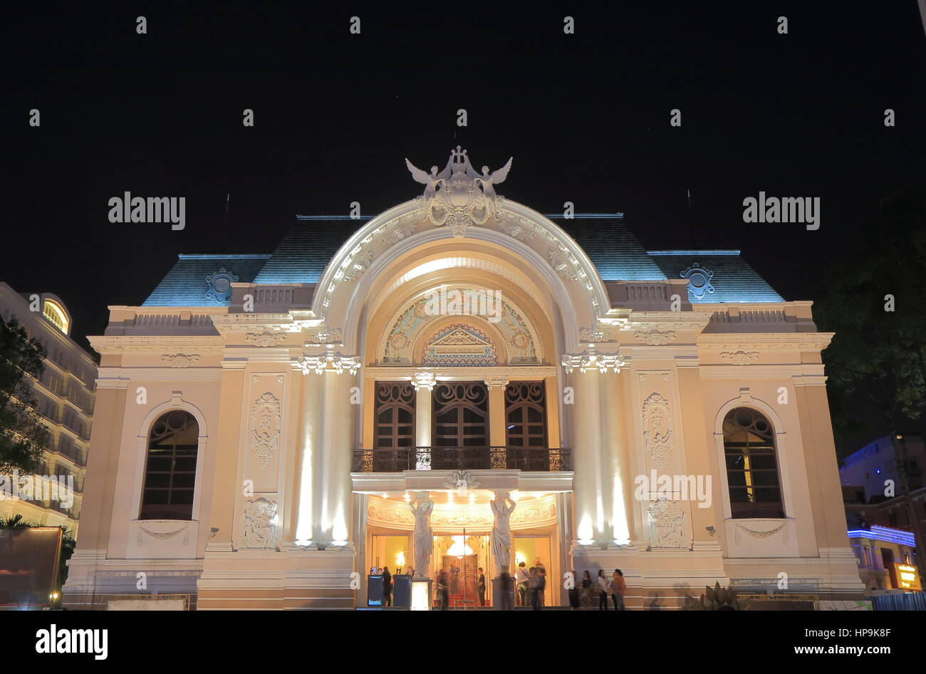 Opéra de Saigon Dong Khoi Street à Ho Chi Minh Ville au Vietnam. Banque D'Images