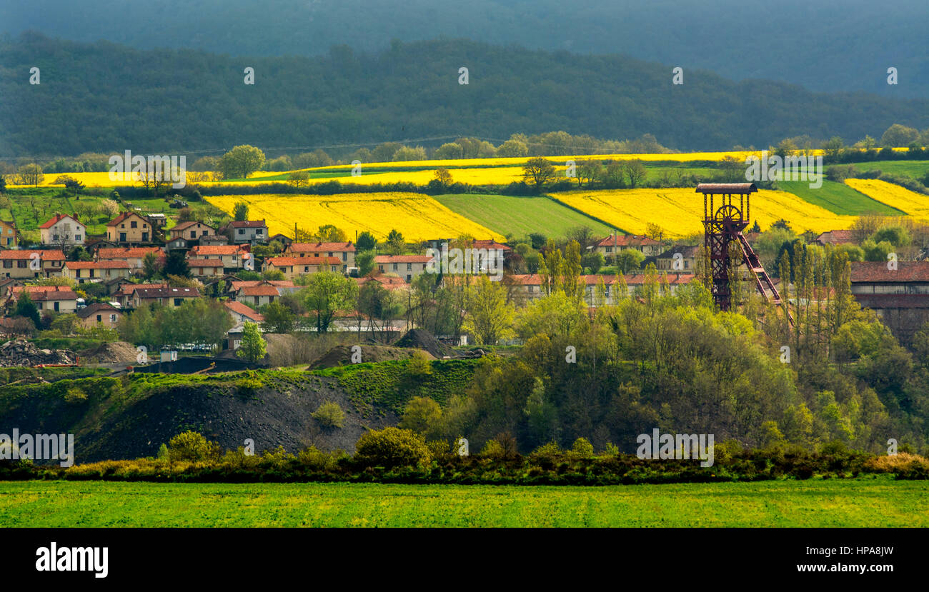 Brassac les mines village. Vitesse d'enroulement Bayard. Puy de Dôme. France Banque D'Images