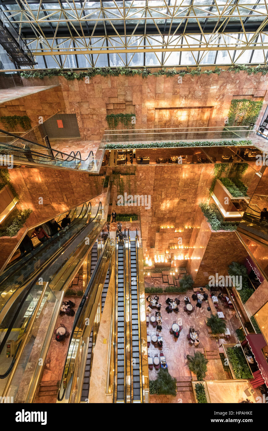 Trump Tower, gratte-ciel, de l'intérieur Banque D'Images