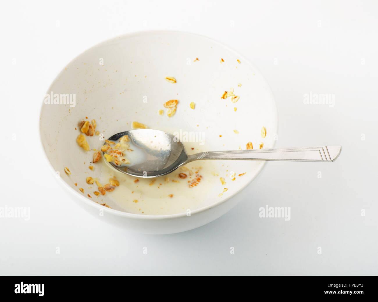 Bol de céréales vide et sale avec fourchette cuillère Photo Stock - Alamy