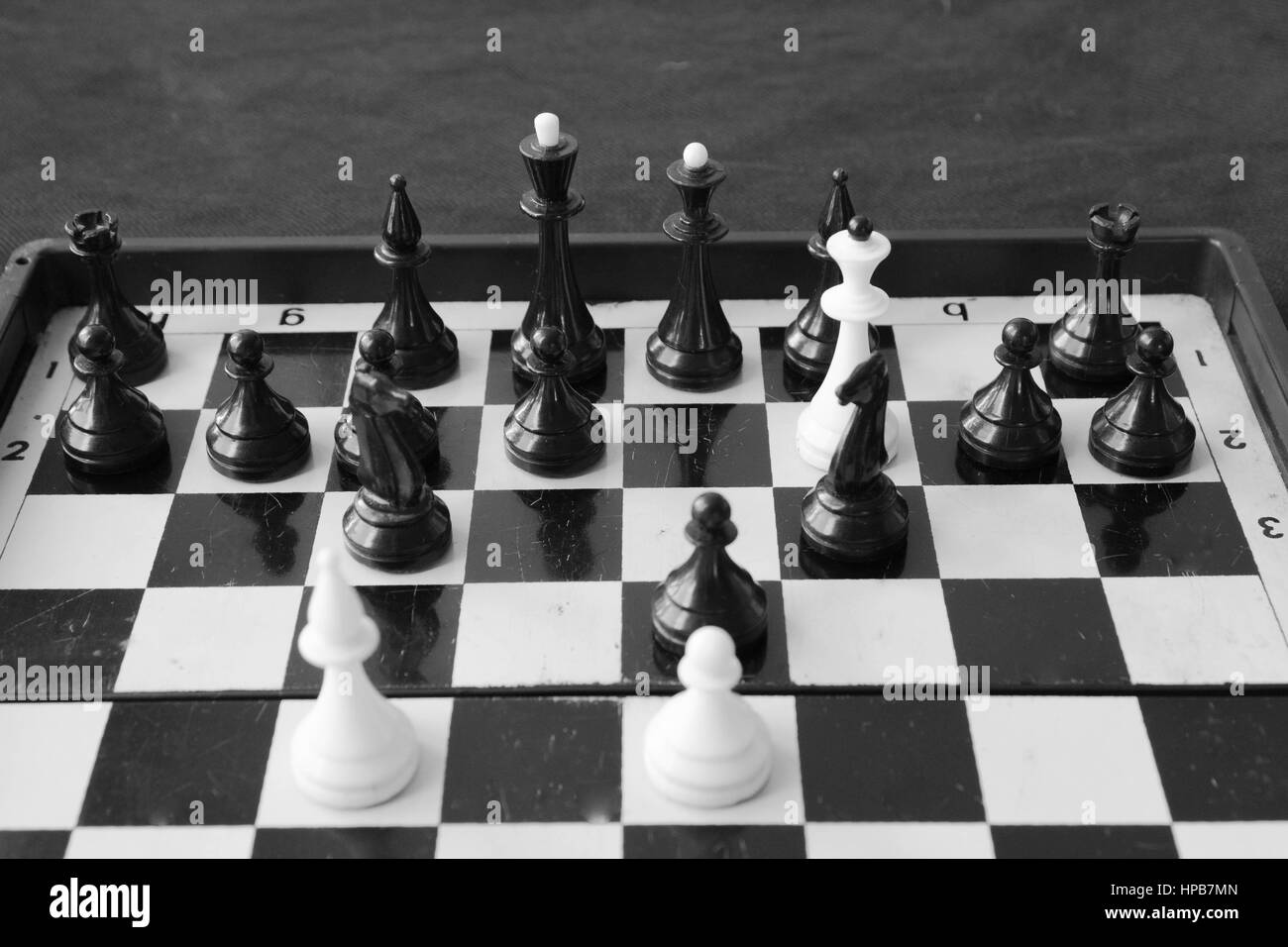 Combinaison d'échecs. Fool's Mate dans les échecs. Jouer aux échecs. Banque D'Images