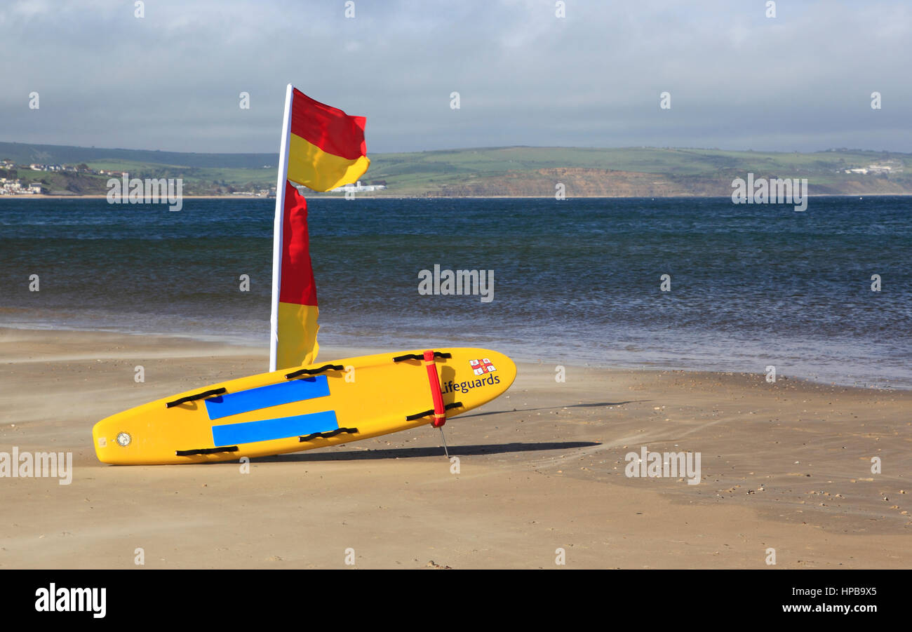 Baignade surveillée, plage de Weymouth, Dorset, Angleterre, Europe Banque D'Images