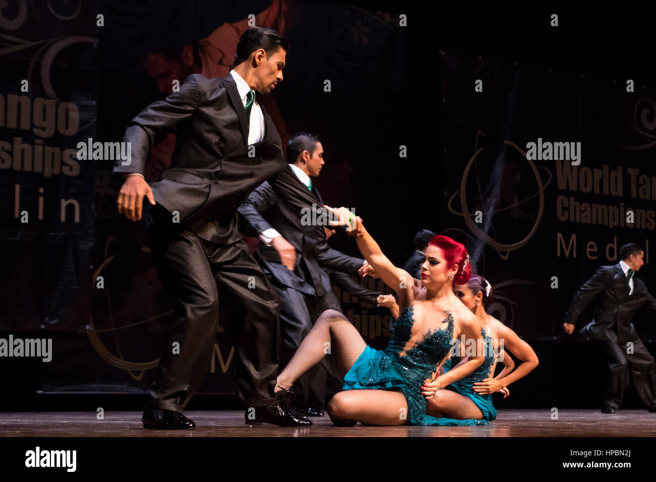 Groupe de danse de Tango dans le monde Championnats du tango, danse de la concurrence dans l'International Tango Festival 2016. Medellin, Colombie. Banque D'Images