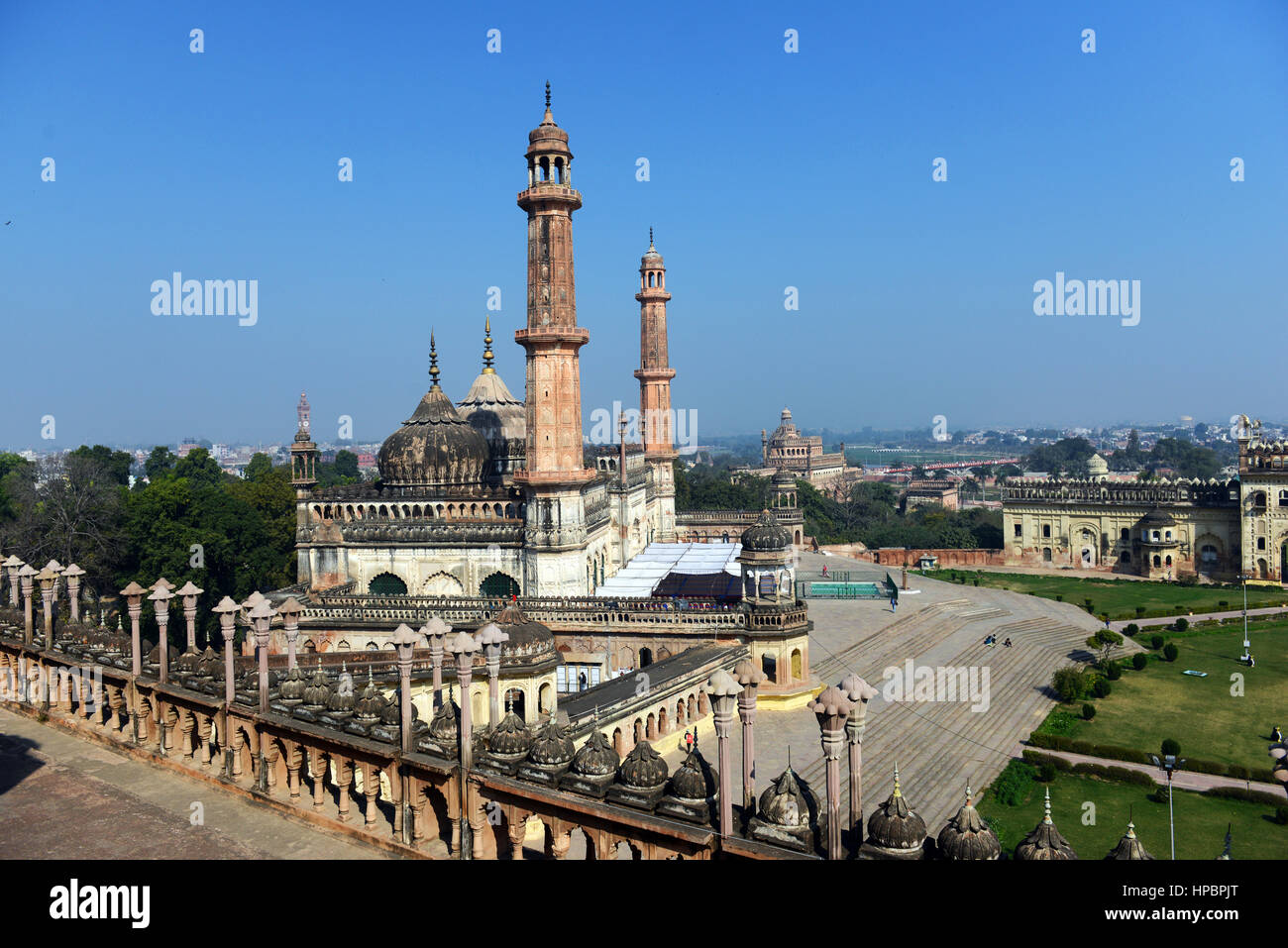L'intérieur de la mosquée Asfi Bara Imambara complexe dans Lucknow, Uttar Pradesh. Banque D'Images