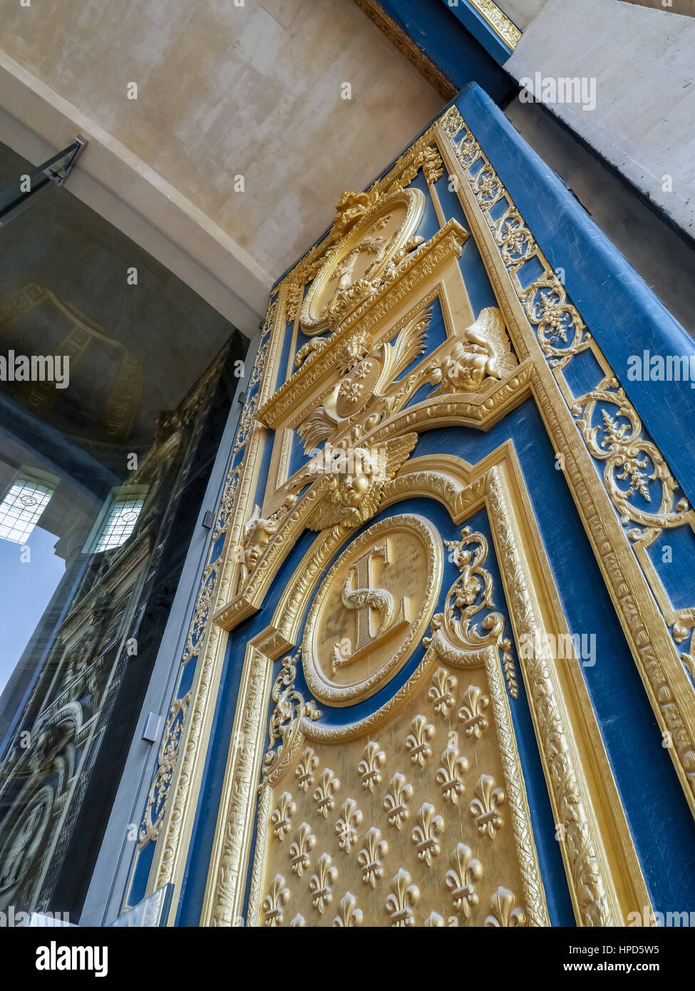 Porte Invalides Porte de l'Ornement Saint-Louis-des-Invalides cathédrale, une partie de ...