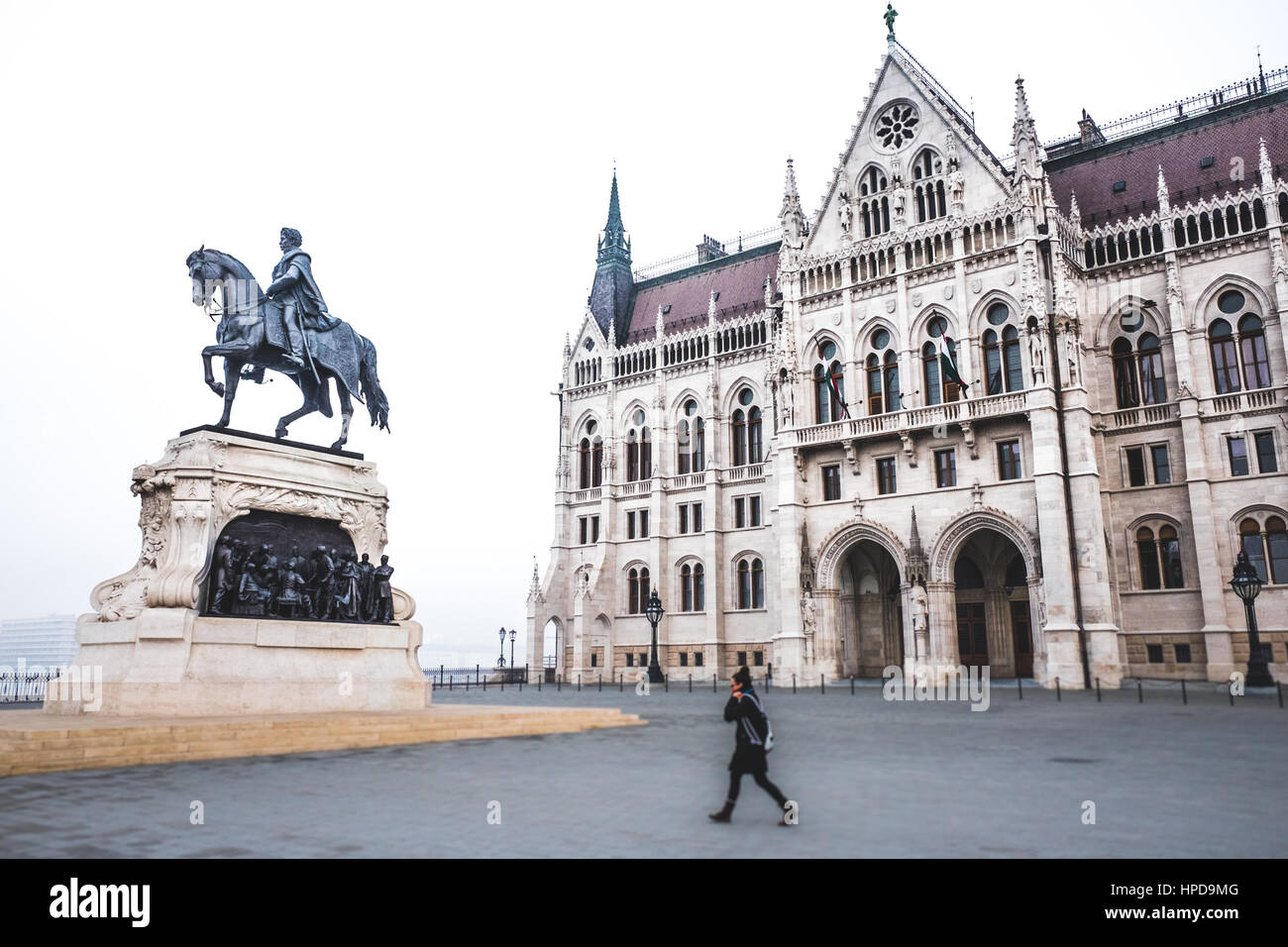 La Hongrie, Budapest : le Parlement hongrois Photo : Cronos/Alessandro Bosio Banque D'Images