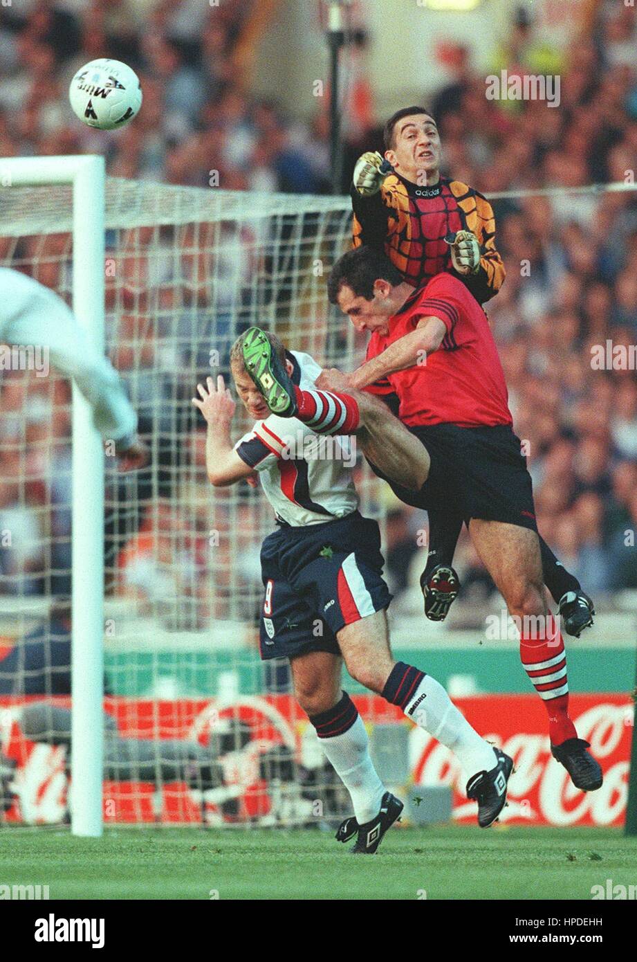 ZOIDZE NEMSADZE & SHEARER ANGLETERRE V GÉORGIE 09 Mai 1997 Banque D'Images